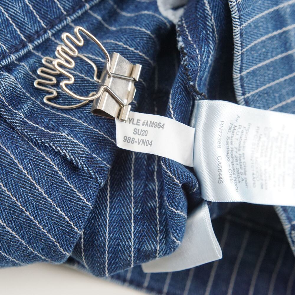 J Crew Patch Pocket Denim Button Herringbone Striped Blue Shorts Womens Sz 28 - Picture 9 of 9